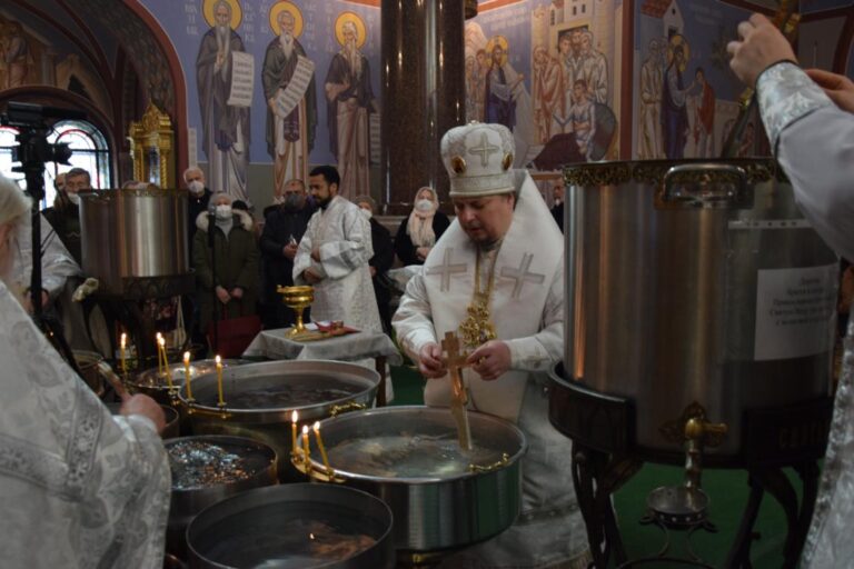 Архиерейские Богослужения в праздник Богоявления