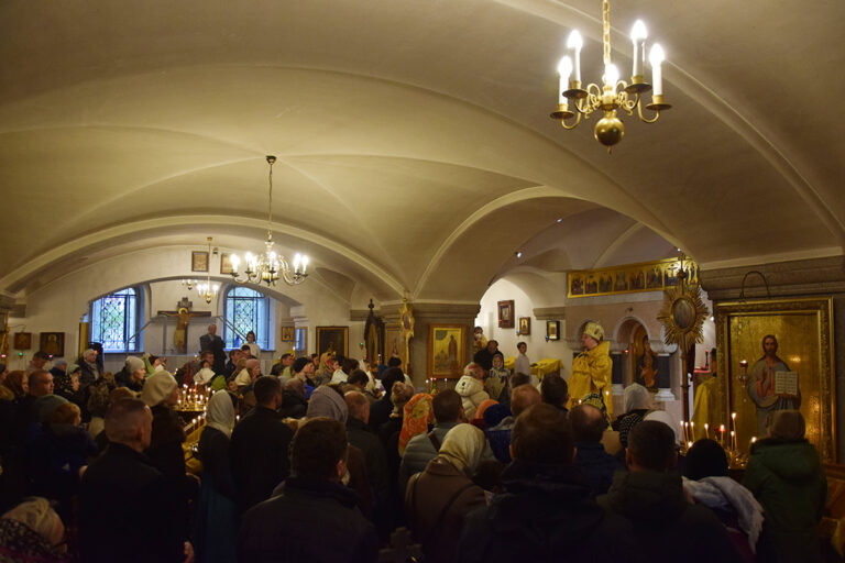 Архиерейское богослужение в Неделю 23-ю по Пятидесятнице