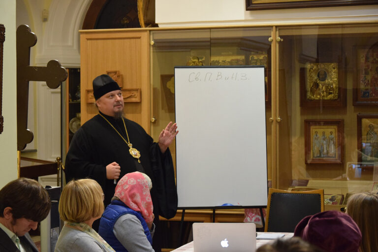 Преосвященный епископ Алексий провел занятие Катехизаторских курсов