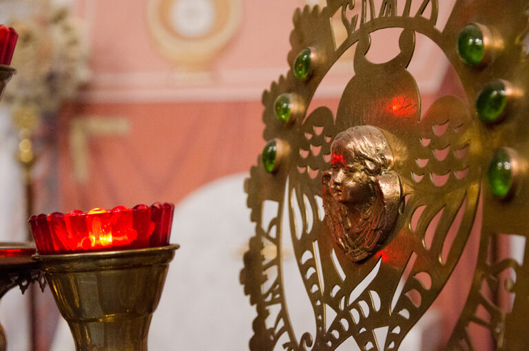 «К Богородице прилежно ныне притецем…»