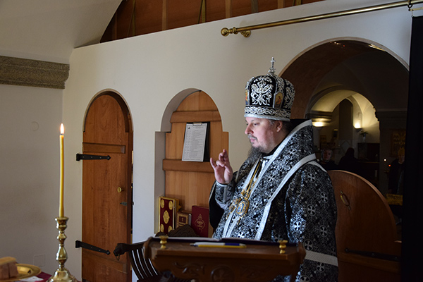 Епископ Алексий совершил Литургию Преждеосвященных Даров