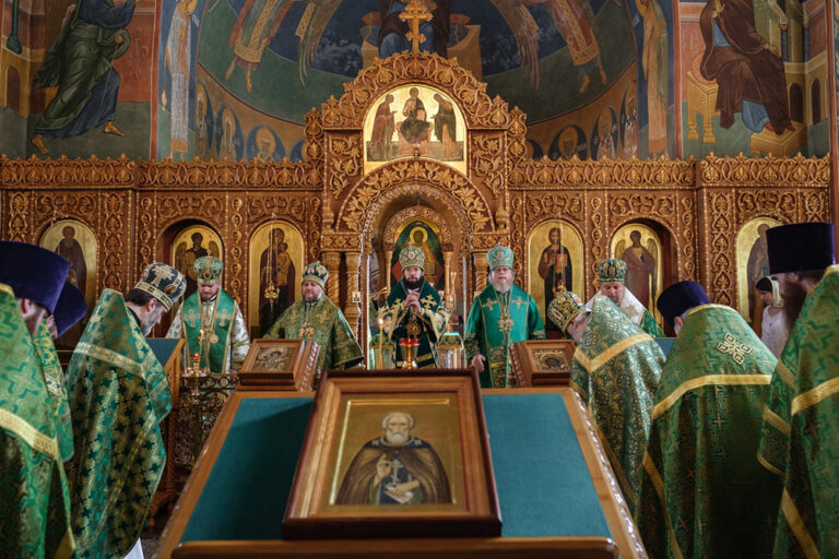 Епископ Алексий принял участие в торжествах в честь преподобного Сергия Радонежского