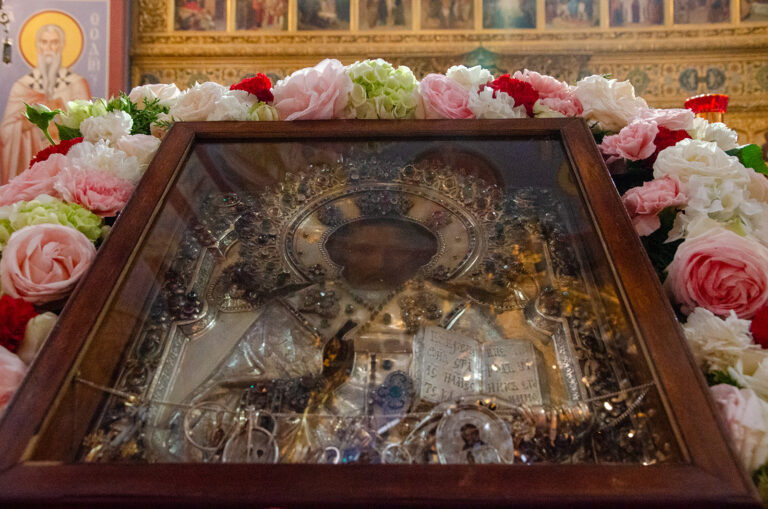 Епископ Венский и Австрийский Алексий совершил Божественную Литургию в день престольного праздника Кафедрального собора