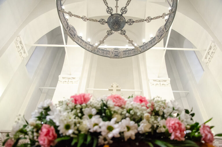 Епископ Алексий возглавил Божественную Литургию в день престольного праздника в Лаа ан дер Тайя