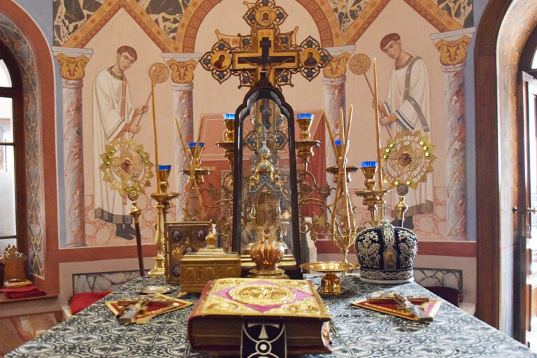 В пятницу первой седмицы Великого поста епископ Алексий совершил Литургию Преждеосвященных Даров в Кафедральном соборе