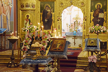 Епископ Алексий возглавил Всенощное бдение в канун праздника Сретения Господня